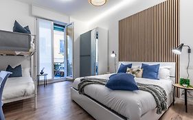 Stayeasy Quadronno33 - 3 Bedrooms, 2 Baths - Duomo Walking Distance